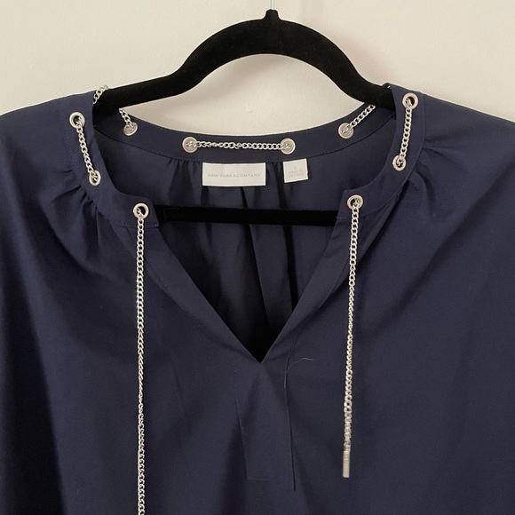 Navy blouse with chain detailing - Picture 3 of 3